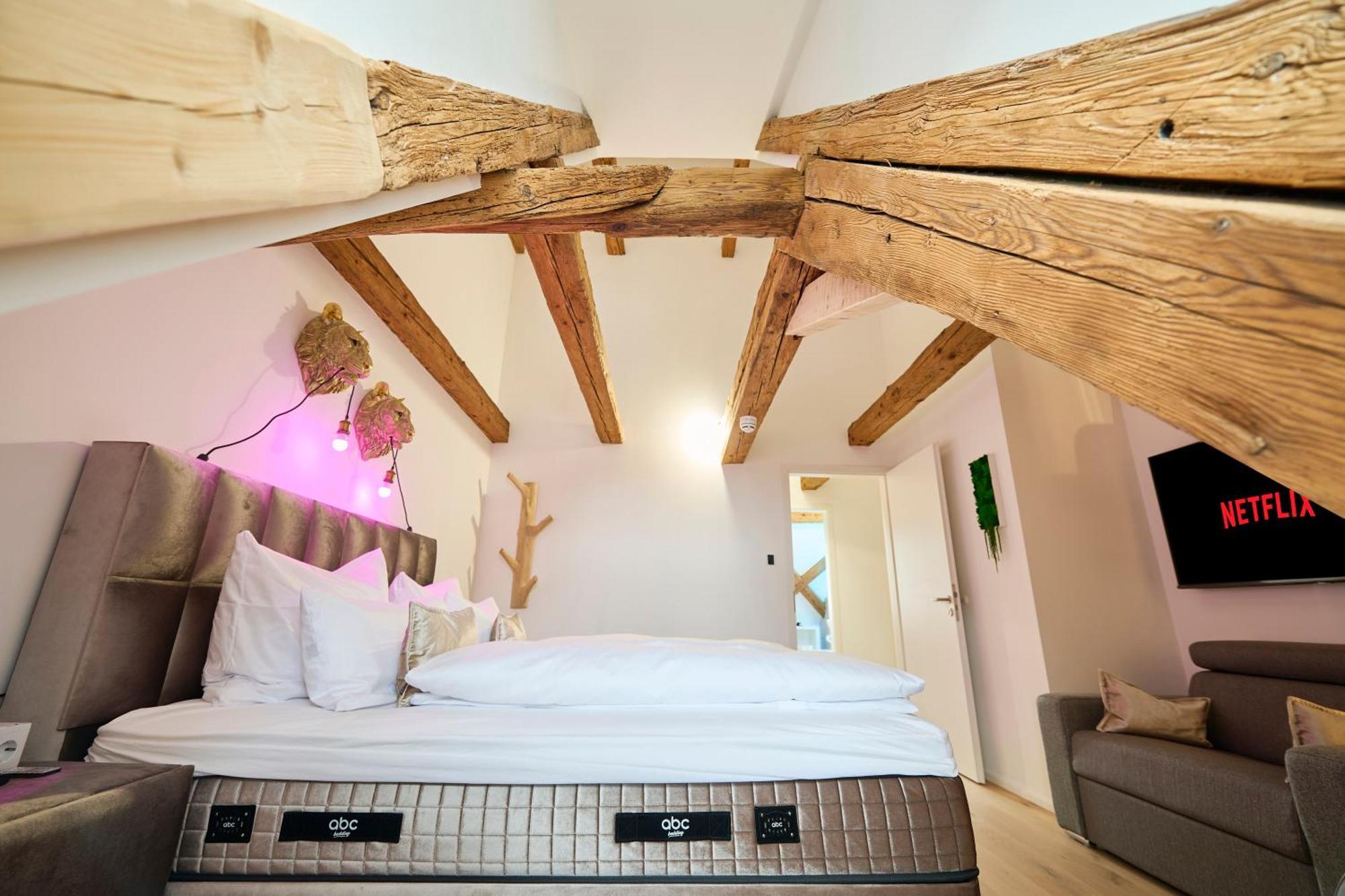 Wood World Luxury - Massage - Bergblick - Tranpolin- Parken Daire Markdorf Dış mekan fotoğraf
